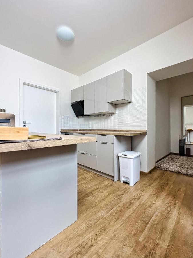 Gallery Apartments Liberec Eksteriør billede